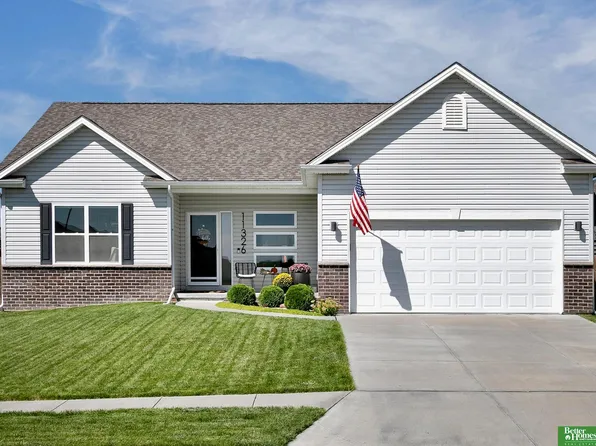 11326 S 169th Ave, Gretna, NE 68028