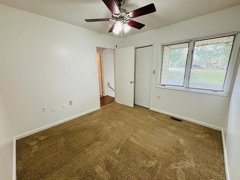 306 Shenandoah Cir — Photo 11