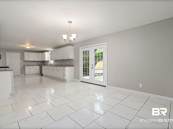 4th image of 5509 Topanga Dr