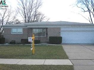37047 Munger St, Livonia, MI