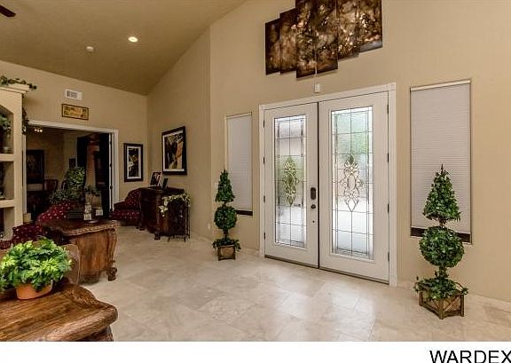 3rd image of 2824 Enclave Dr