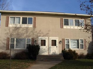 716 Jackson Ave NW, Elk River, MN 55330