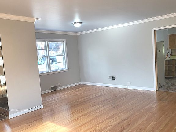 4th image of 7023 S Bennett Ave