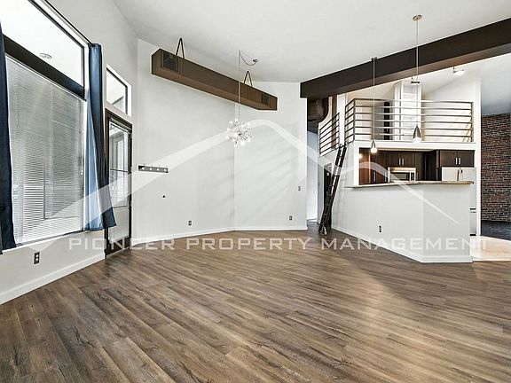 3rd image of 1732 Wazee St Suite 205