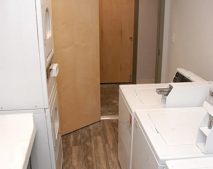 330 Rose Street — Photo 23