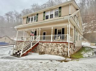 10718 Beech Run Rd, Hinton, WV 25951