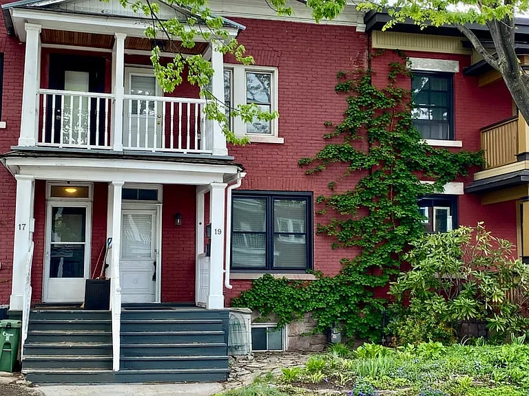 19 Desjardins Ave #1 — Photo 1