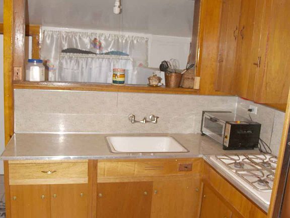 4th image of 23789 Wildwood Ln