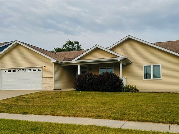 2nd image of 1817 McKay Dr