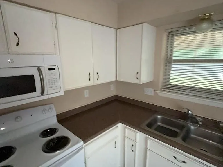 23238 Wintergate Dr — Photo 4