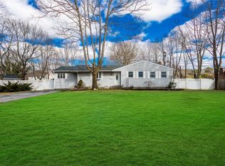 23 Alexander Ave, Blue Point, NY 11715