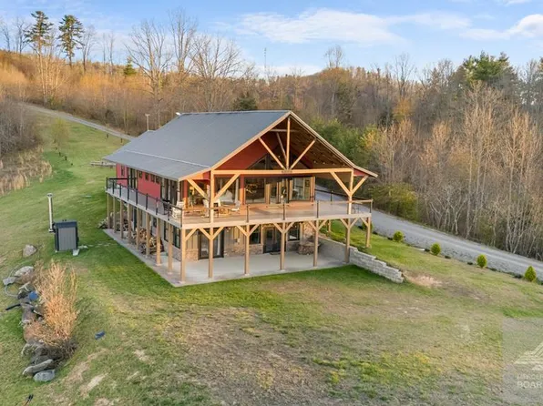 377 Imperial Dr, Princeton, WV 24739