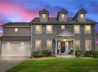 54 Ryegate Road, Fairfield, CT 06824