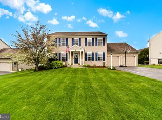600 Sterling Dr, Red Lion, PA 17356