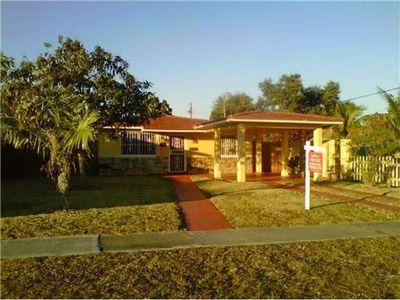 1275 NE 155th St, North Miami Beach, FL, 33162