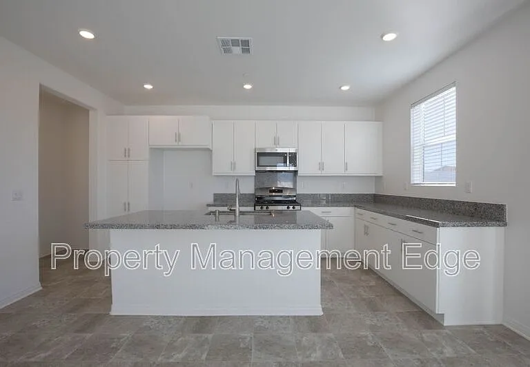 30289 Adrift Ln — Photo 7