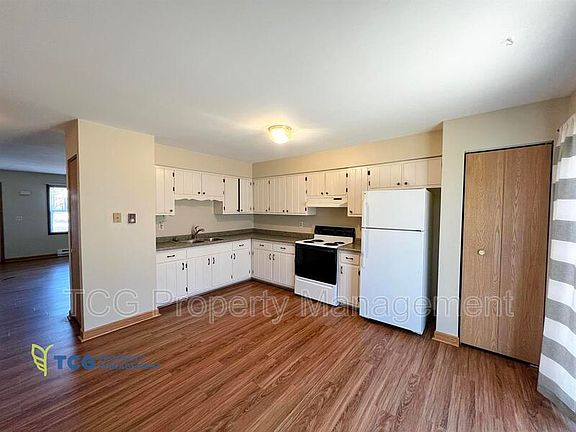 5th image of 1004 Bratton Ave