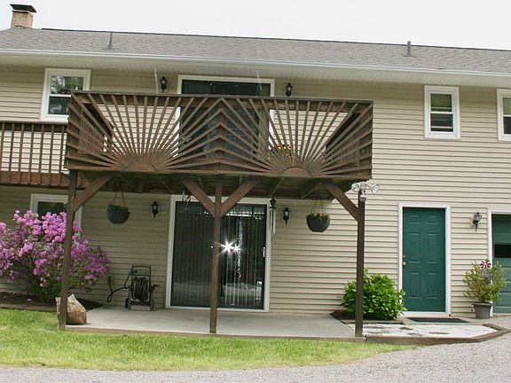 2nd image of 200 Gibson Dr
