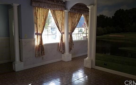 4th image of 10661 La Dona Dr