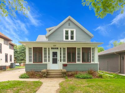 309 Central Ave SW, Le Mars, IA, 51031