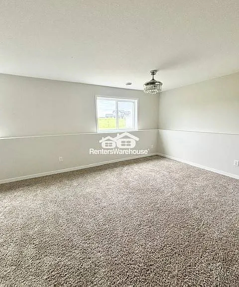 4634 9th St NE — Photo 17