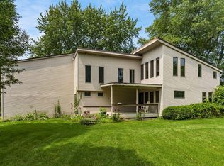 48 Georgian Dr SW, Etna, OH 43068