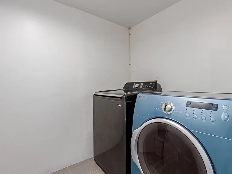 Washer/Dryer