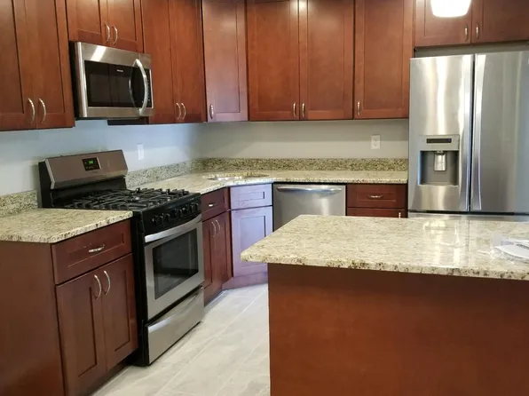 304 Bromley Pl, East Brunswick, NJ 08816