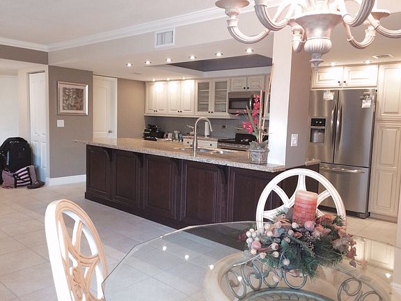 4th image of 500 Egret Cir APT 8210