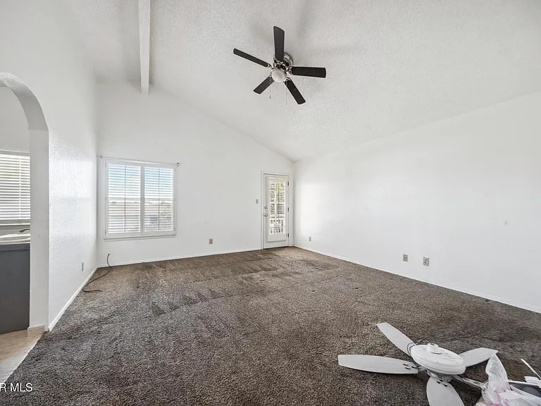 11648 Lake Erie Dr — Photo 22