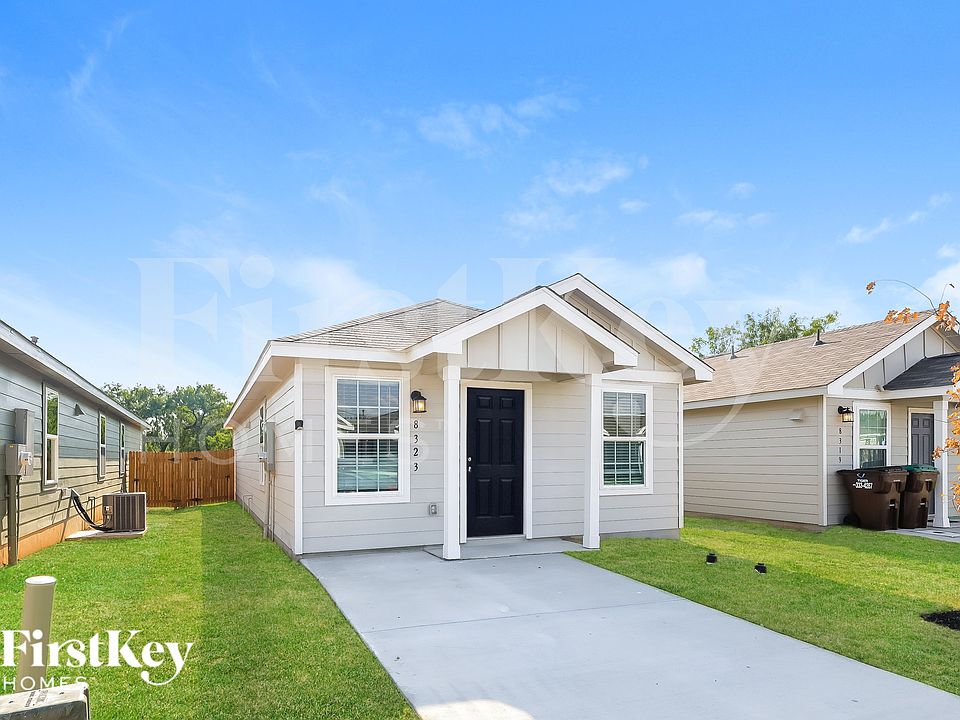 1st image of 8323 Piedra Medina