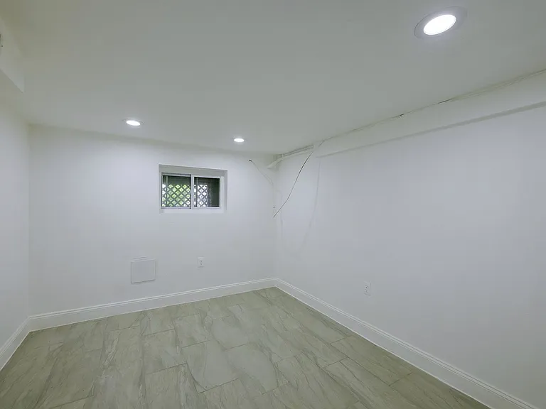 514 Missouri Ave NW — Photo 30