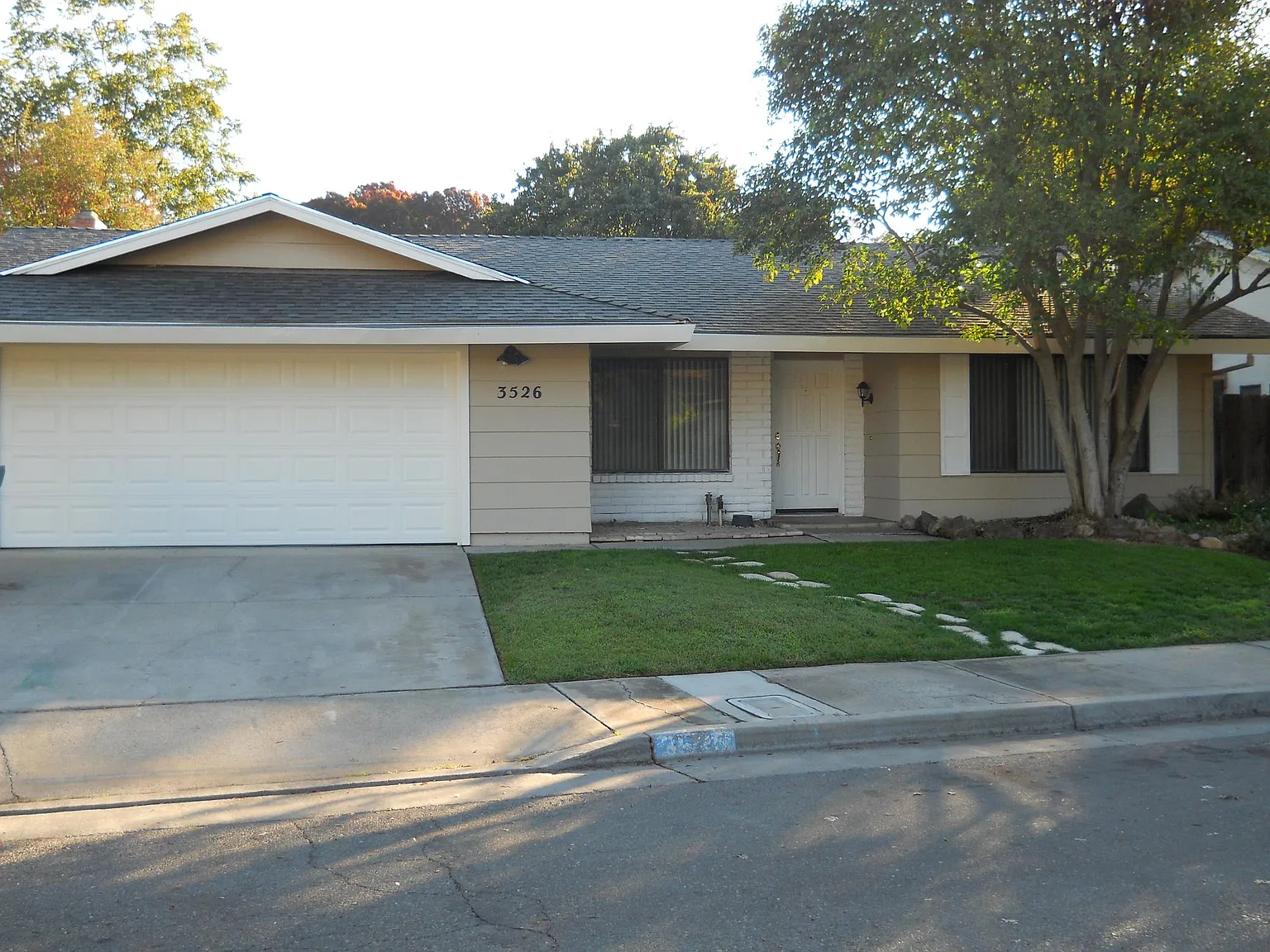 3526 Trinity Ct photo 1