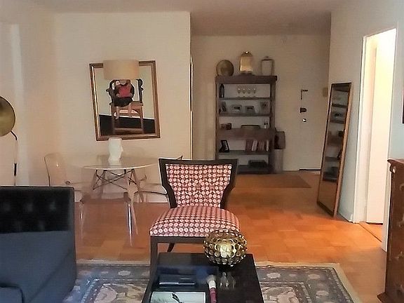 3rd image of 166 E 63rd St APT 3D