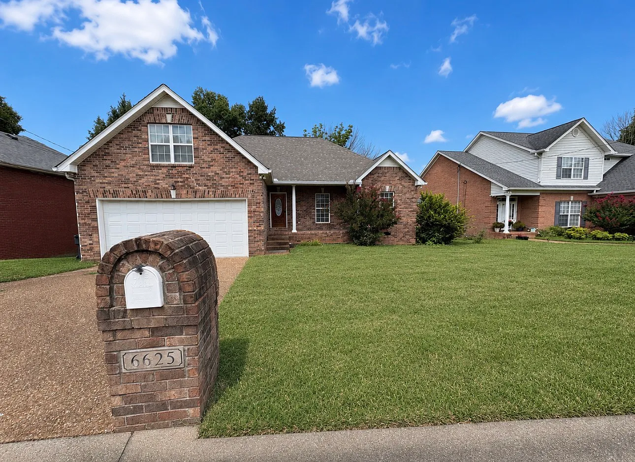 6625 Ascot Dr — Photo 2
