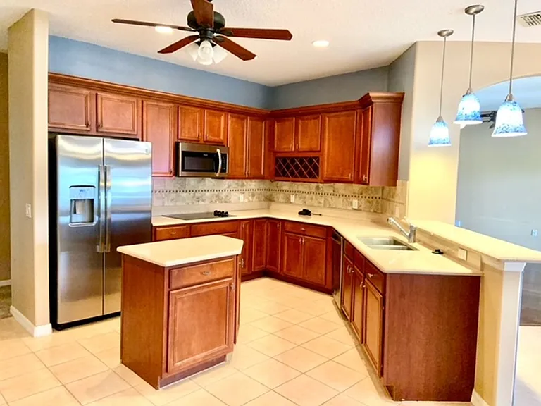 2630 Lookout Ln — Photo 12