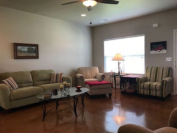 4th image of 108 Tanner Ct N