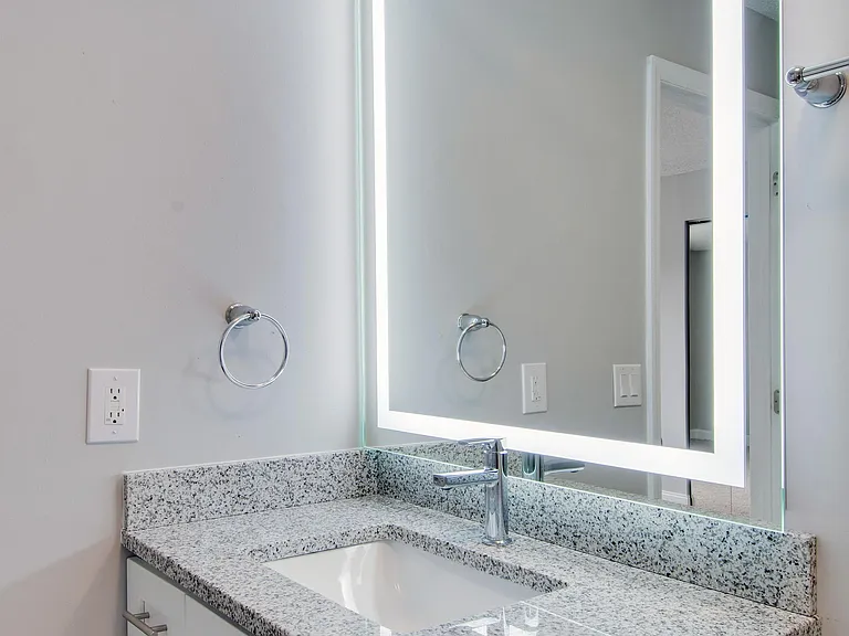 Brighton Valley Apts — Photo 74
