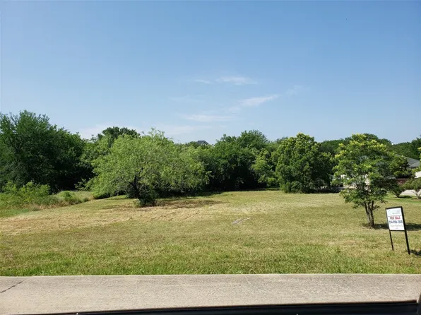 2824 Eden Dr #250, Cedar Hill, TX 75104