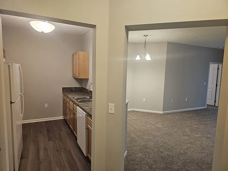 Aquamarine Apartments — Photo 74