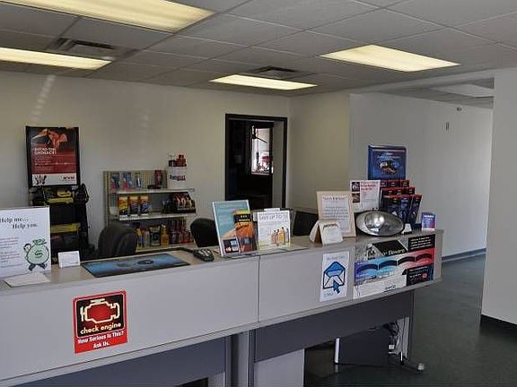 Customer Service Area