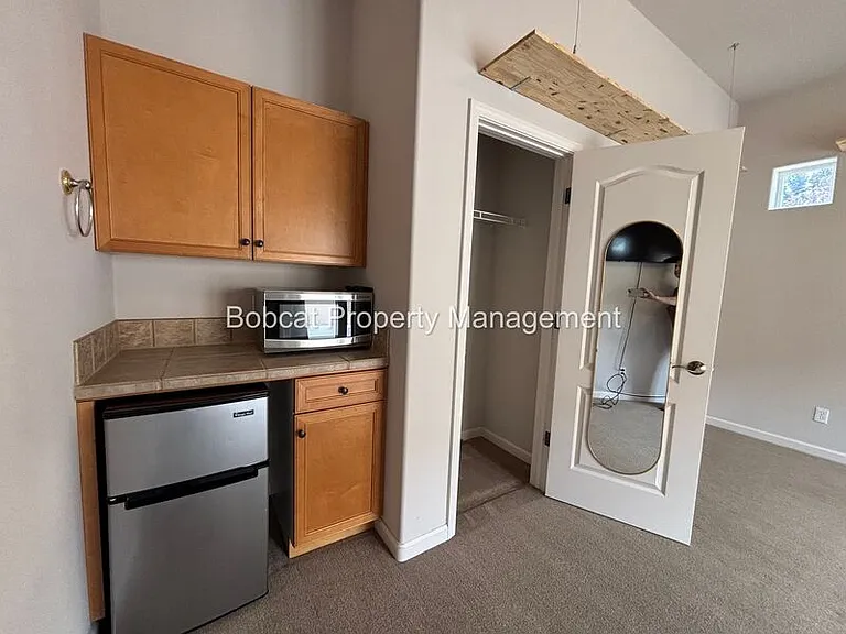 963 Ranchview Cir — Photo 7