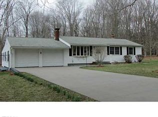 15 Beacon Rd, Windham, CT 06280