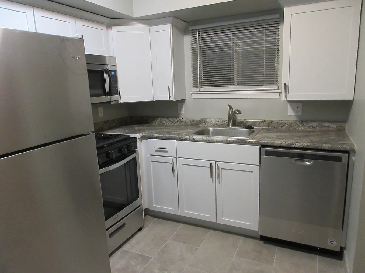 Building Photo - 4729 California St #1