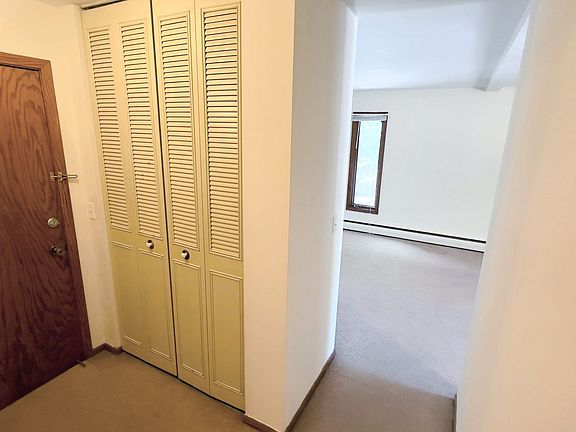 3rd image of 135 Seymour Ave SE APT 3