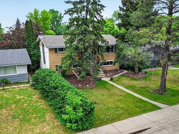 3rd image of 16206 79a Ave NW