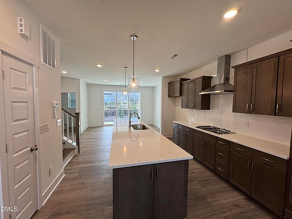 3rd image of 10905 Bayflower Way