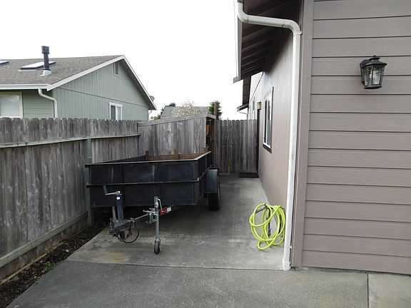 3rd image of 2335 Bongio Ct