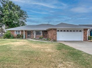 2112 Scott Ln, Duncan, OK 73533