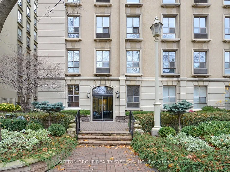 88 Charles St E #205 — Photo 11